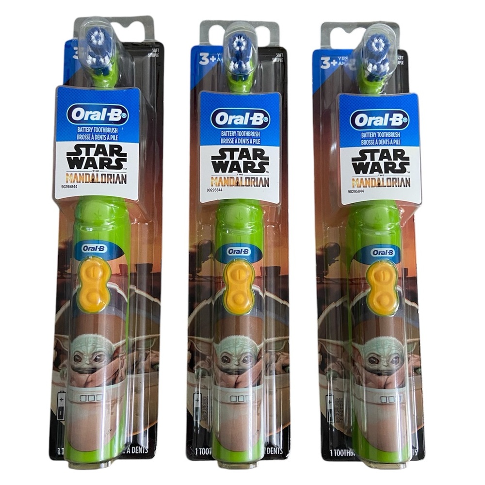 Oral-B Star Wars Mandalorian toothbrushs - 3 toothbrushes